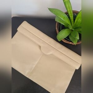 Vintage Cream Genuine Leather Handbag From Coret- Made in Montreal